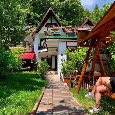 Hotel Casa Olanesti à Băile Olăneşti Extérieur photo